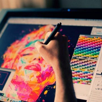 Graphic Designer vs. Illustrator